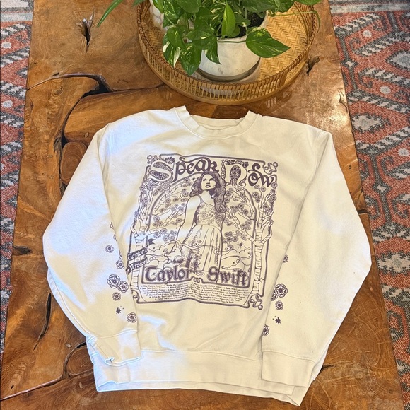 Taylor Swift Speak Now Crewneck Sweatshirt - Picture 2 of 5
